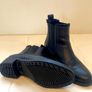 Emu Australia waterproof Chelsea boot - sz 9